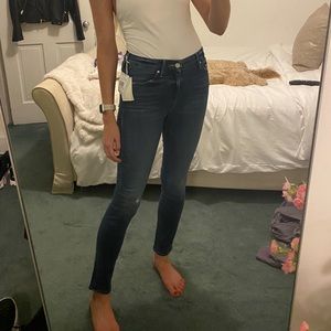 MOTHER High Waisted Looker Denim (Getalong)